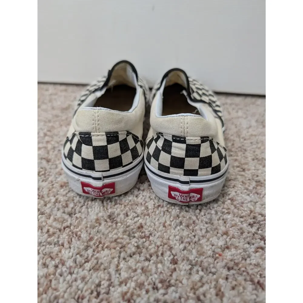 Vans tell model street